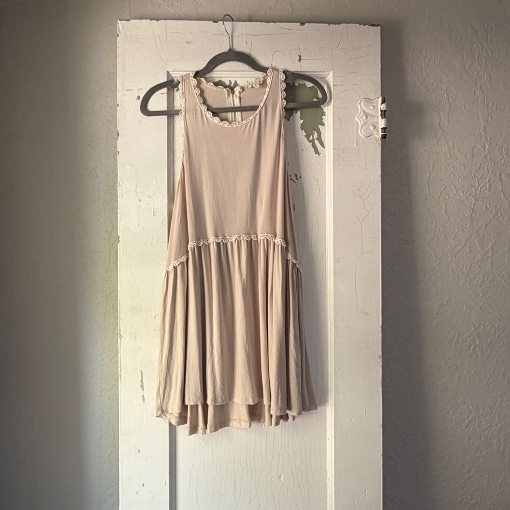 POL Sleeveless Babydoll Tunic Dress Tan Crochet Lace Trim Back Zip YE14 Large